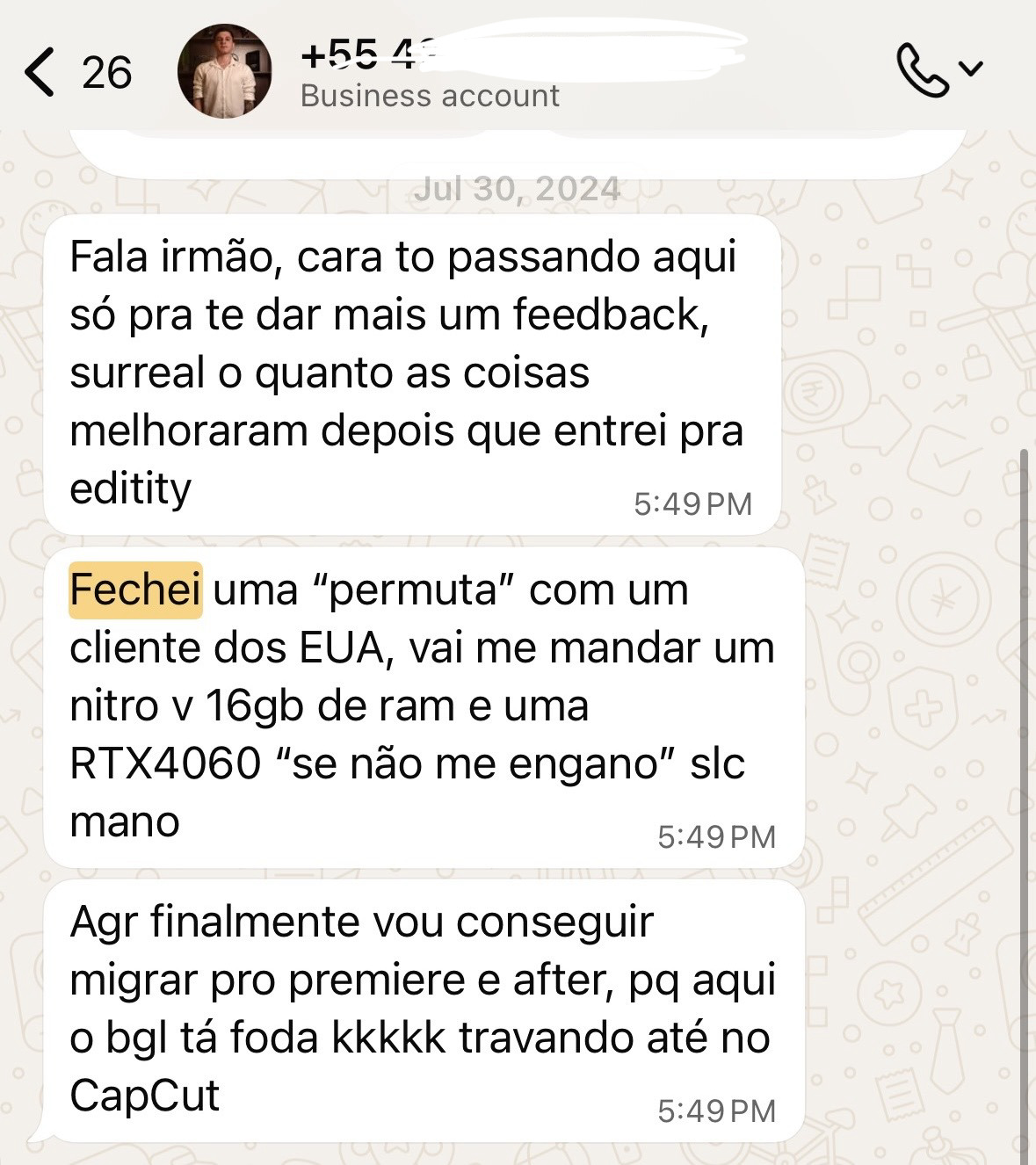 Depoimento de aluno fechando cliente de edição